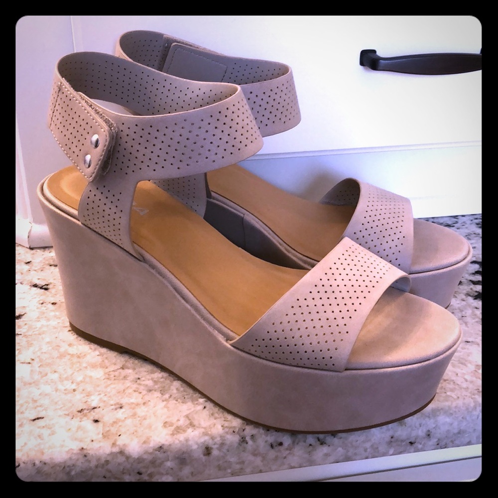 Soda wedges